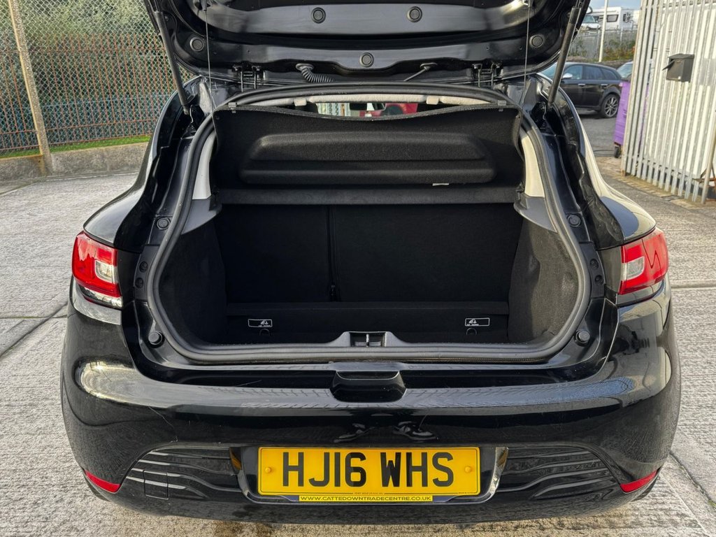 Used Renault Clio 2016 for sale - 76711207: Photo 5