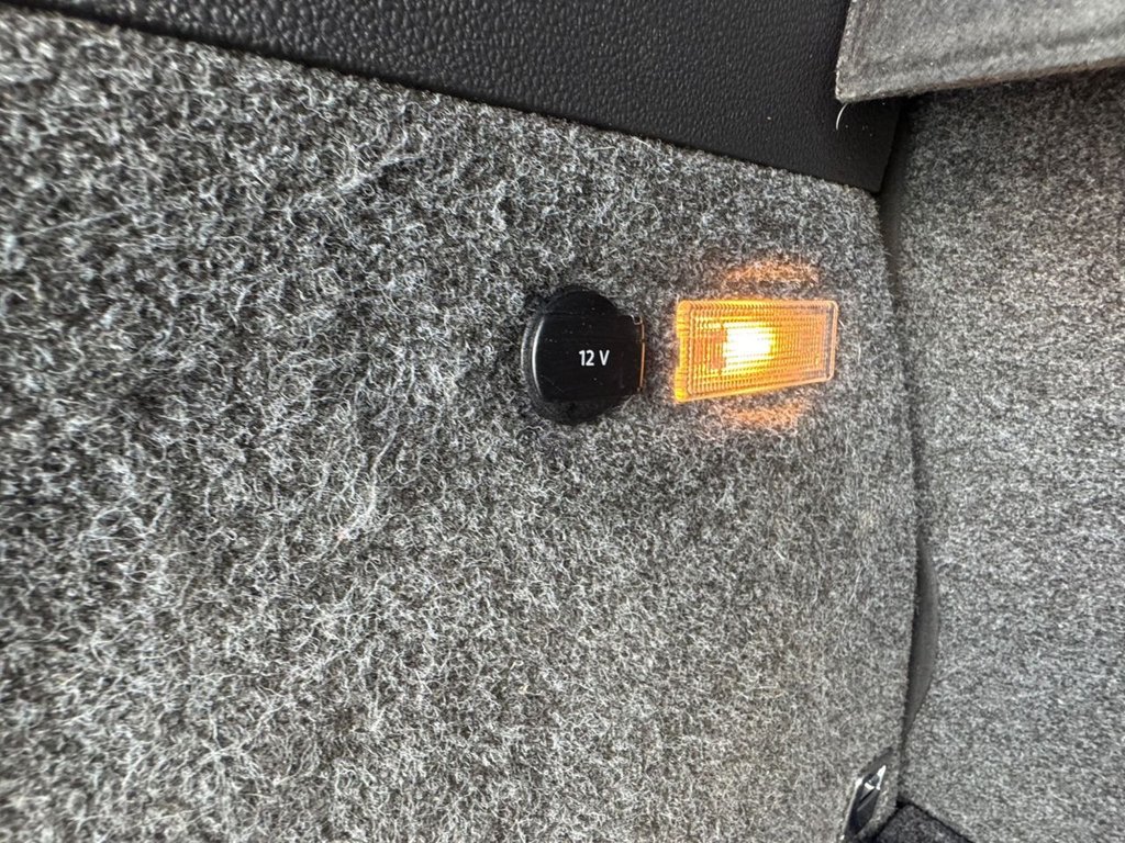 Used Volkswagen Tiguan 2011 for sale - 76356955: Photo 11