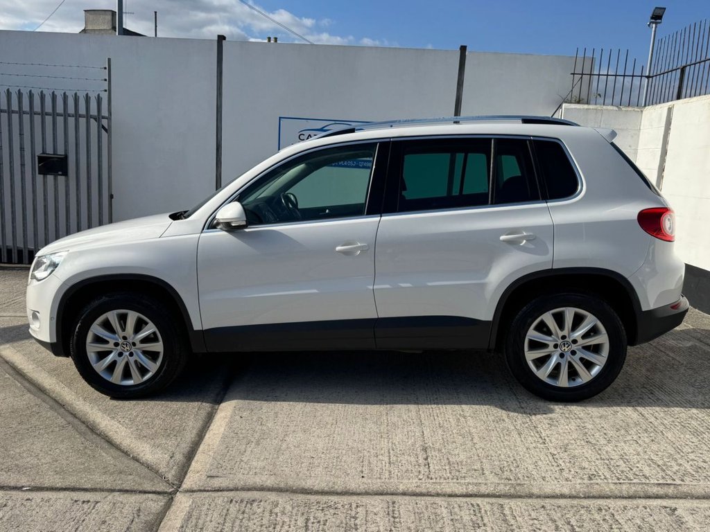 Used Volkswagen Tiguan 2011 for sale - 76356955: Photo 2