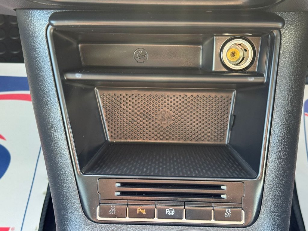 Used Volkswagen Tiguan 2011 for sale - 76356955: Photo 41