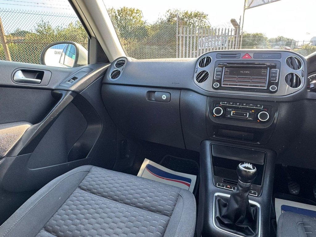 Used Volkswagen Tiguan 2011 for sale - 76356955: Photo 43