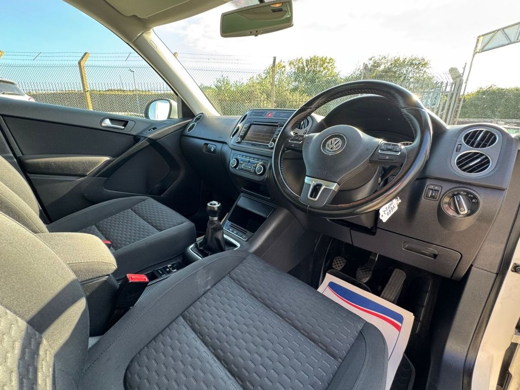 Used Volkswagen Tiguan 2011 for sale - 76356955: Photo 49