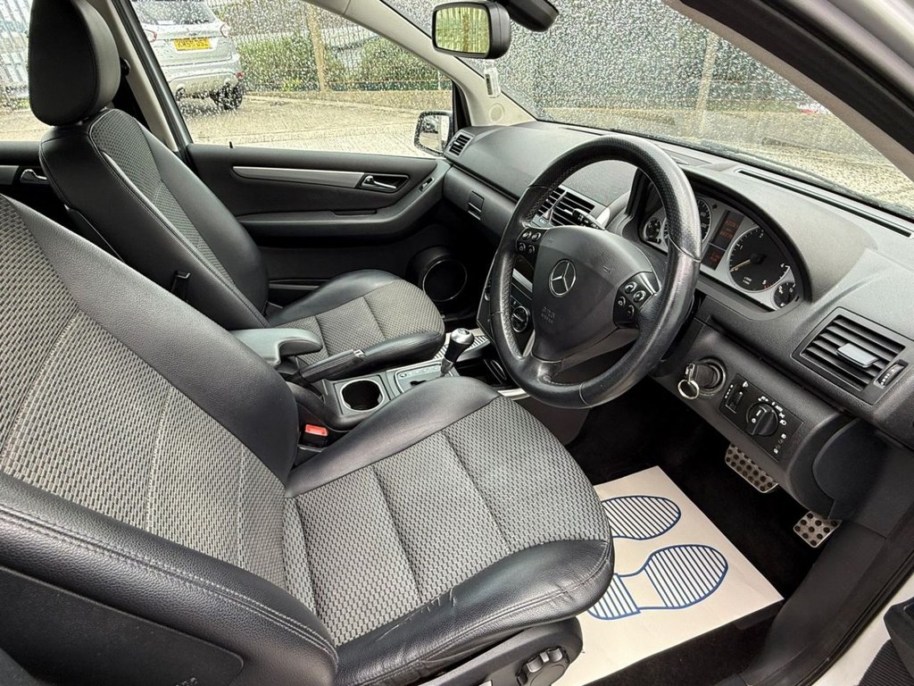 Used Mercedes-Benz A-Class 2012 for sale - 76111847: Photo 20