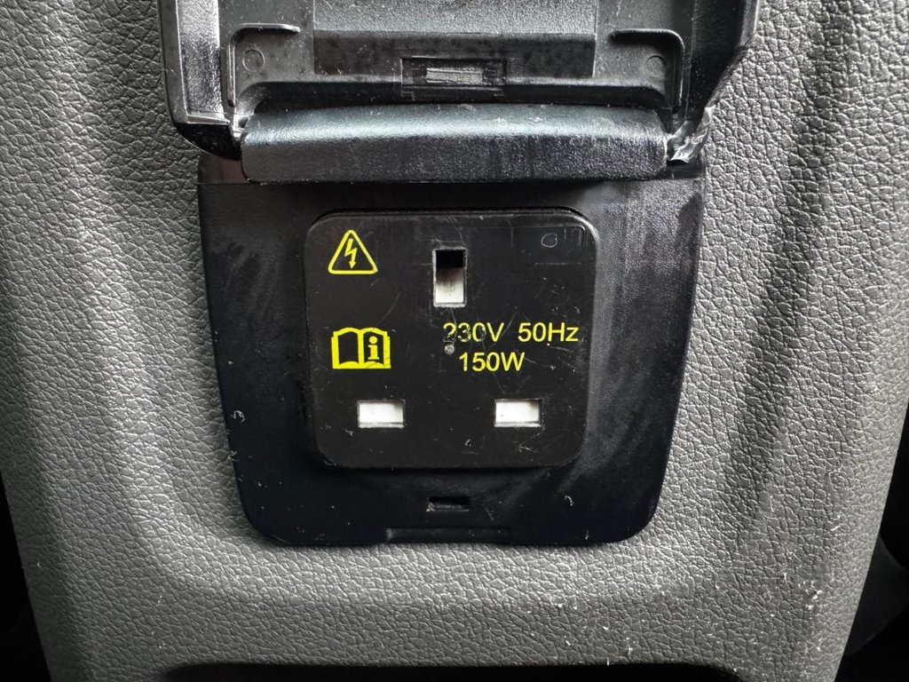 Used Ford Kuga 2008 for sale - 76867804: Photo 24