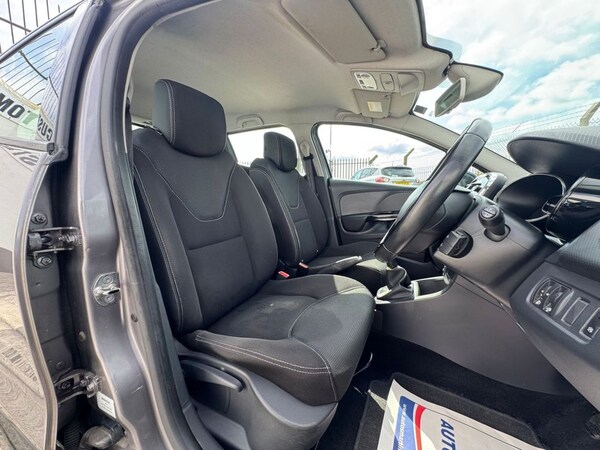 Used Renault Clio 2013 for sale - 75642253: Photo 33