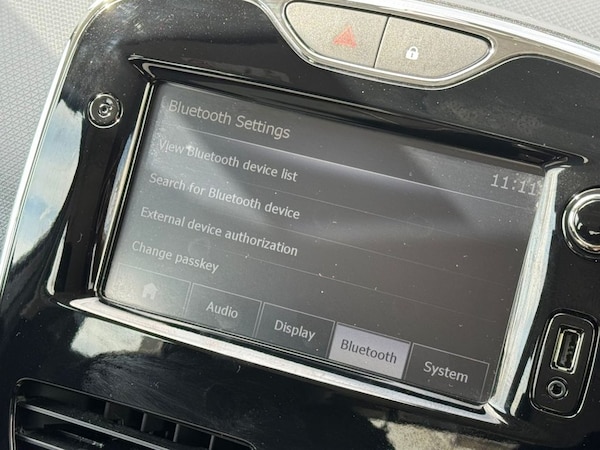 Used Renault Clio 2013 for sale - 75642253: Photo 40