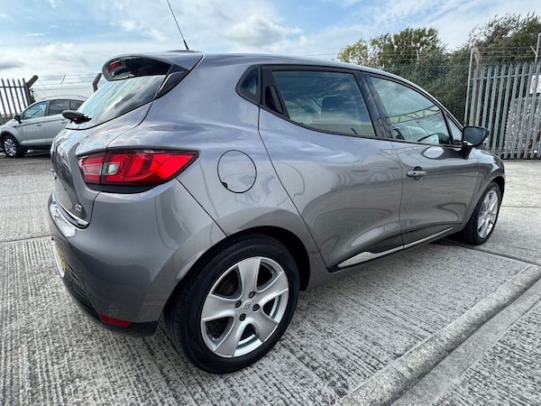 Used Renault Clio 2013 for sale - 75642253: Photo 9