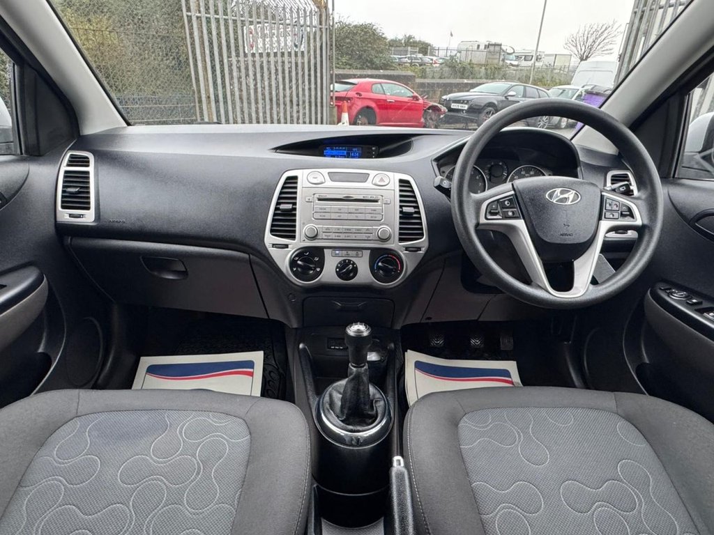 Used Hyundai i20 2011 for sale - 77212343: Photo 19