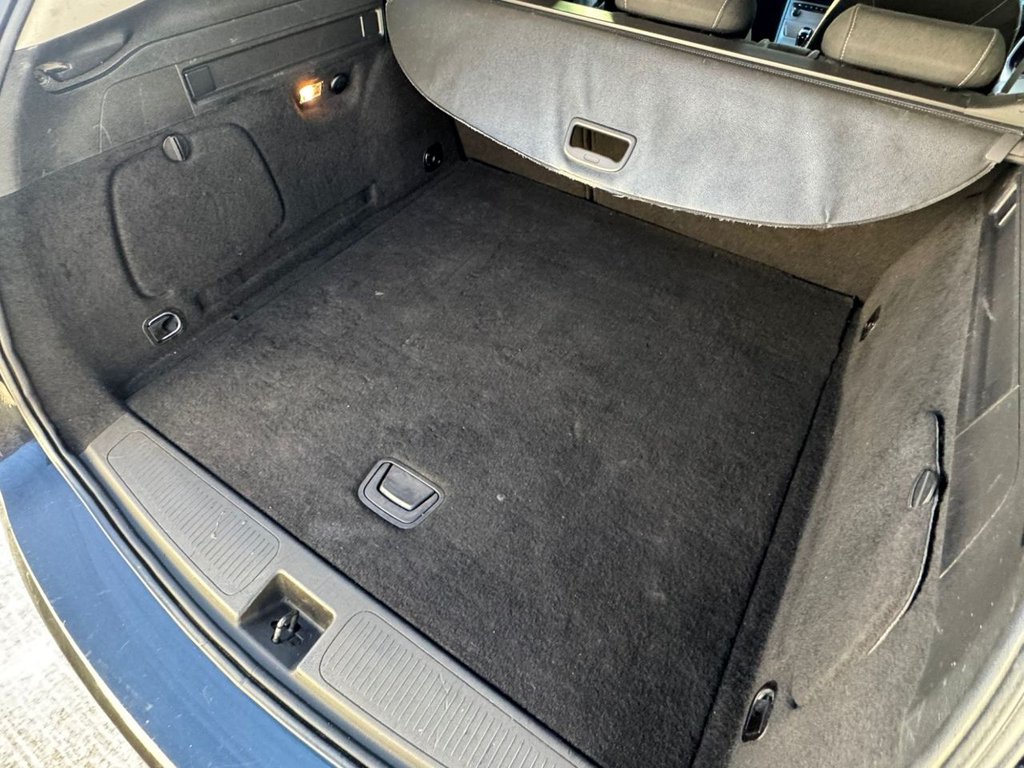 Used Vauxhall Astra 2016 for sale - 76923585: Photo 10