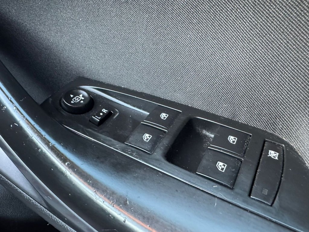 Used Vauxhall Astra 2016 for sale - 76923585: Photo 29