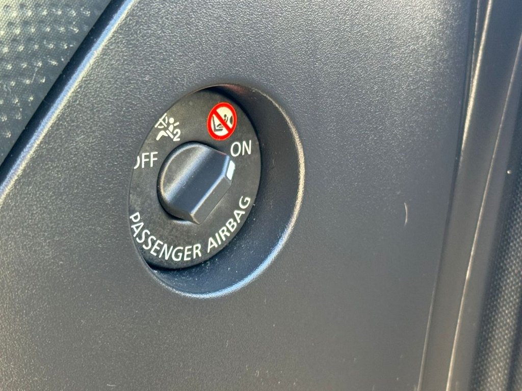 Used Renault Captur 2014 for sale - 76617609: Photo 24