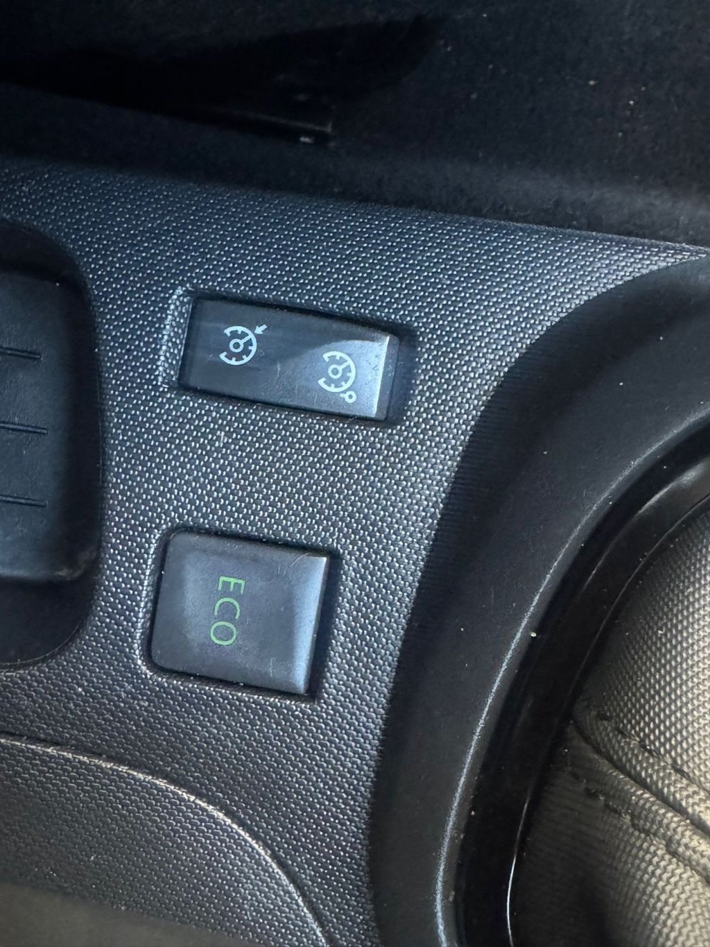 Used Renault Captur 2014 for sale - 76617609: Photo 48