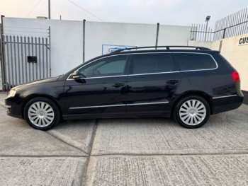 Used Volkswagen Passat 2010 for sale - 74137304: Photo