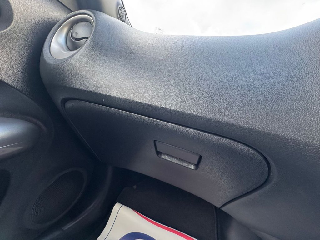 Used Nissan Juke 2011 for sale - 77328429: Photo 34