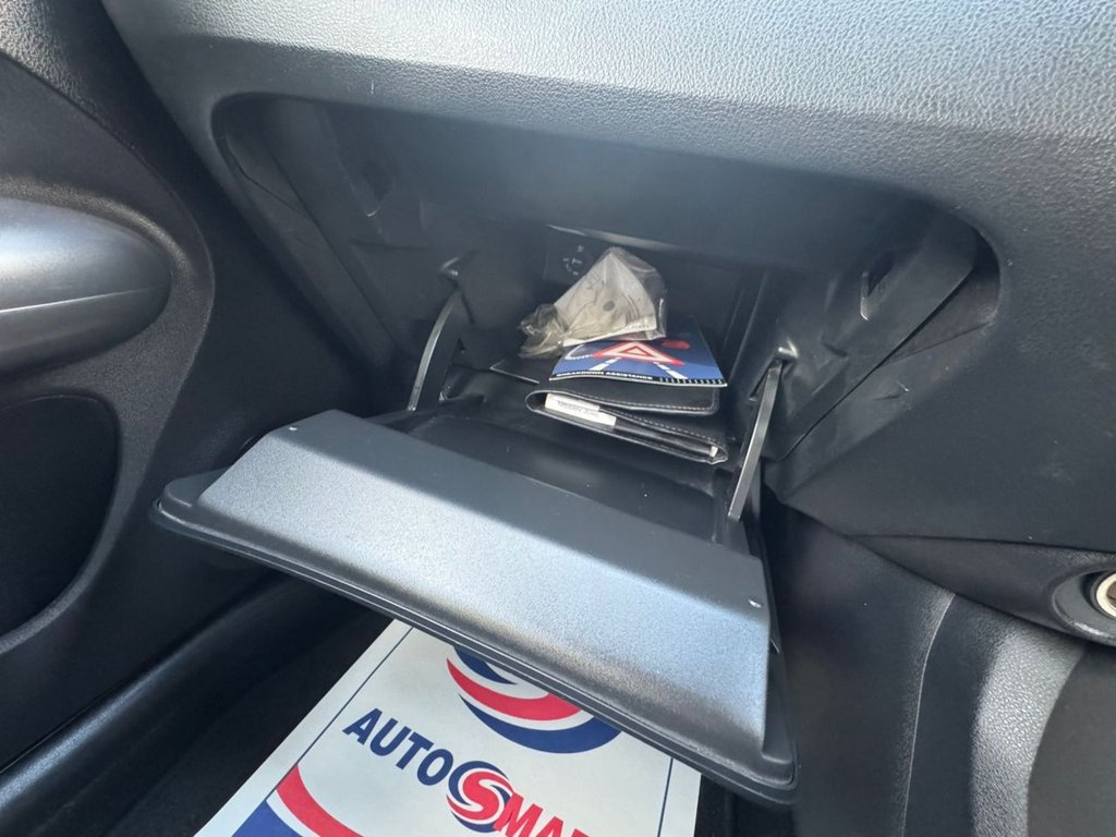 Used Nissan Juke 2011 for sale - 77328429: Photo 35