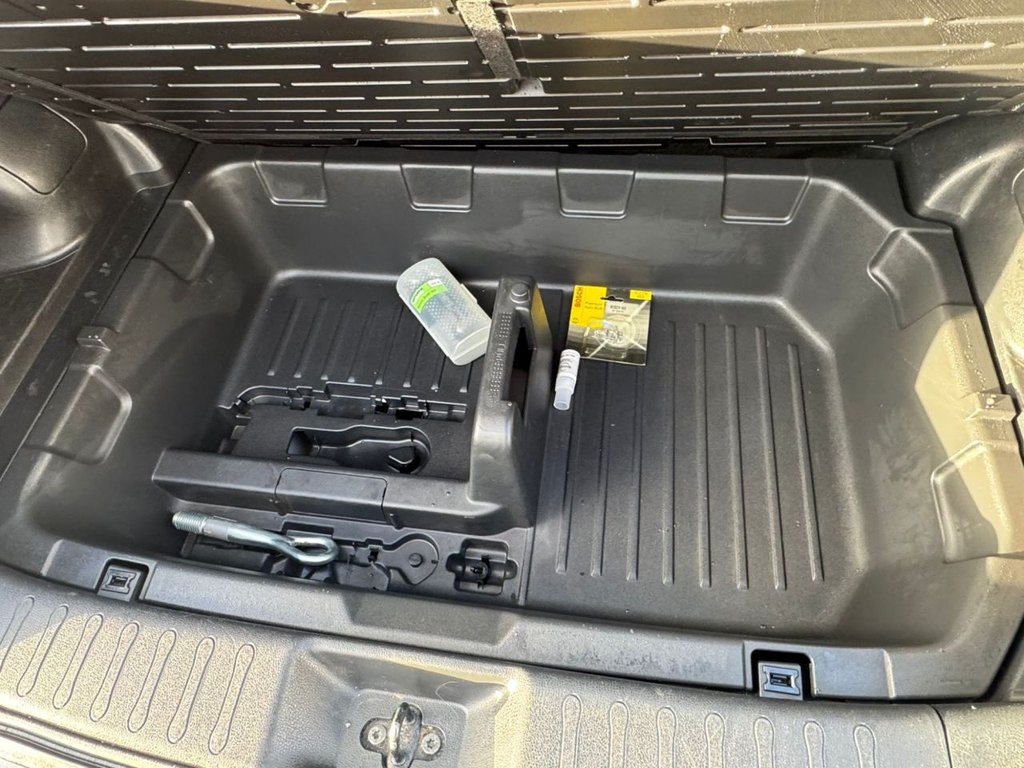 Used Nissan Juke 2011 for sale - 77328429: Photo 8