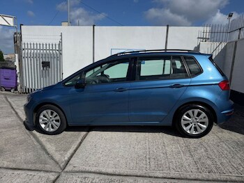 Used Volkswagen Golf SV 2015 for sale - 78575631: Photo