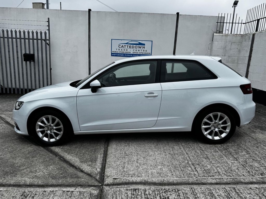 Used Audi A3 2013 for sale - 77991480: Photo 2
