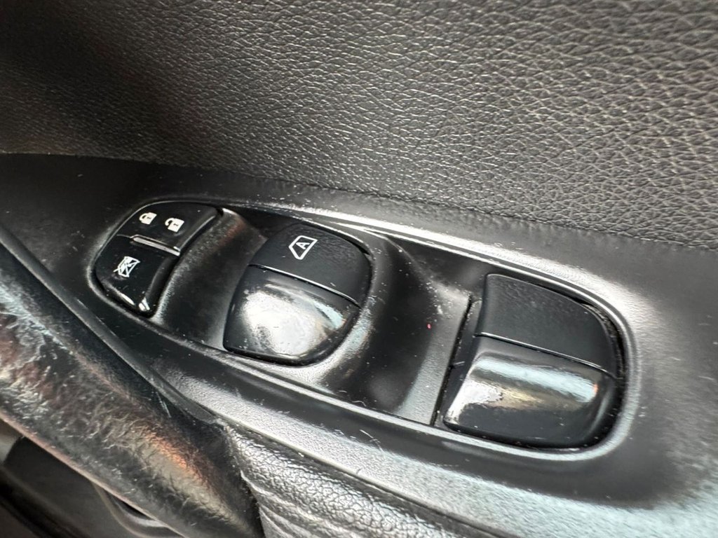 Used Nissan Qashqai 2014 for sale - 77384130: Photo 33