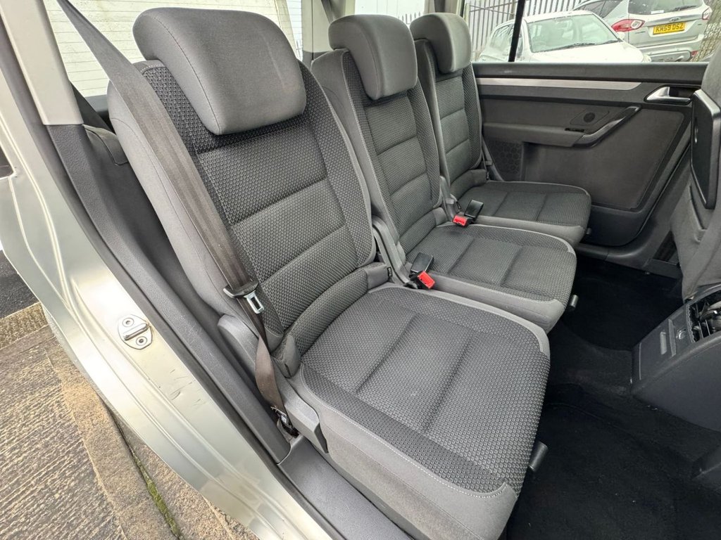 Used Volkswagen Touran 2011 for sale - 77507788: Photo 16