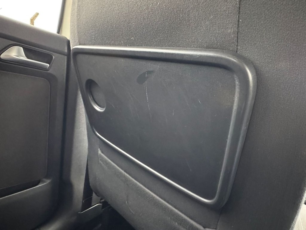 Used Volkswagen Touran 2011 for sale - 77507788: Photo 18