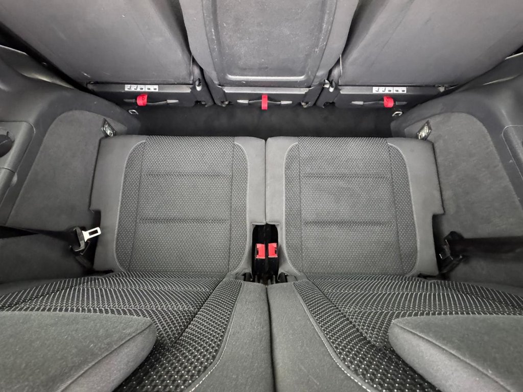 Used Volkswagen Touran 2011 for sale - 77507788: Photo 6