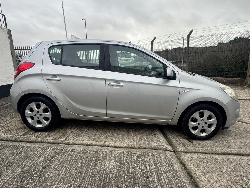 Used Hyundai i20 2009 for sale - 77302334: Photo 11