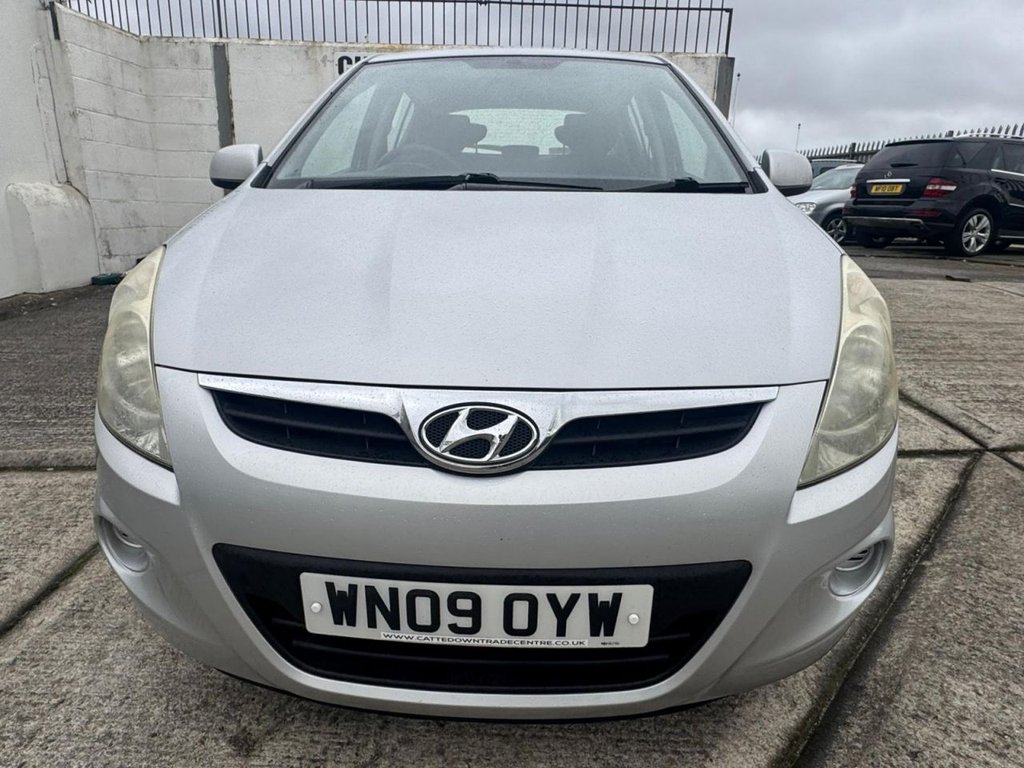 Used Hyundai i20 2009 for sale - 77302334: Photo 13