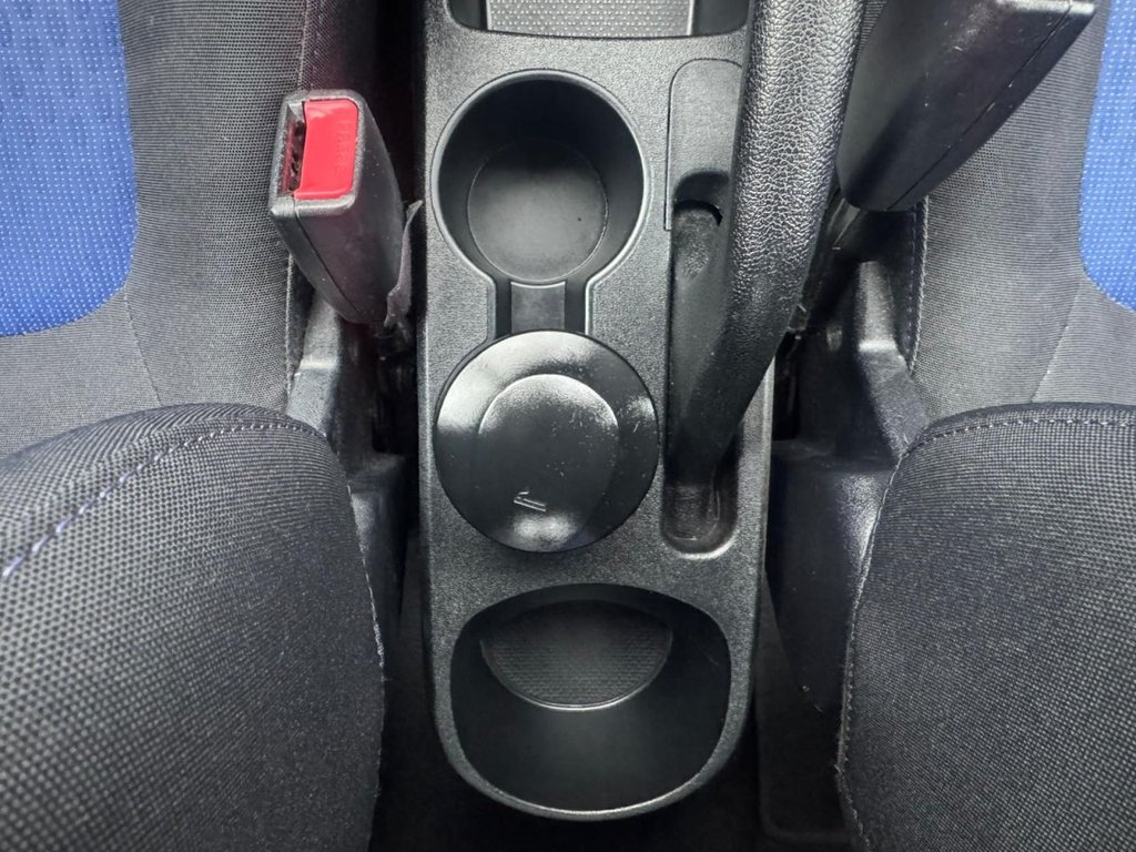 Used Hyundai i20 2009 for sale - 77302334: Photo 20