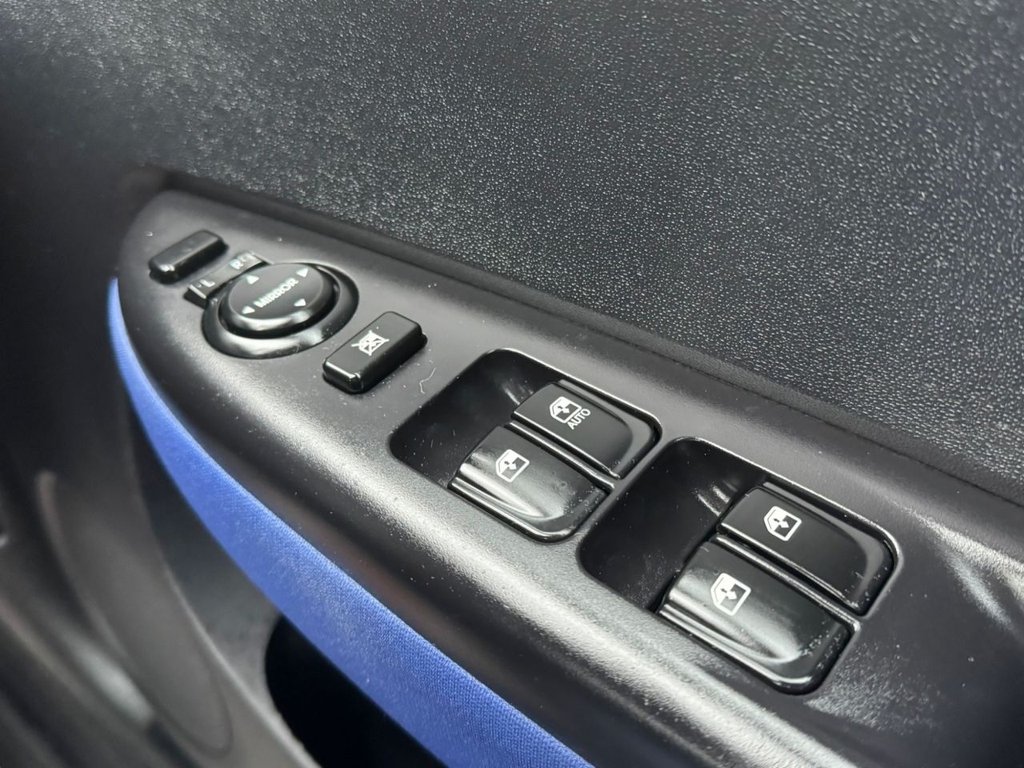 Used Hyundai i20 2009 for sale - 77302334: Photo 42