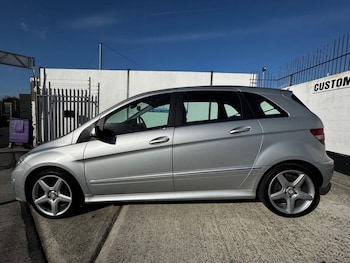 Used Mercedes-Benz B Class 2011 for sale - 76396182: Photo