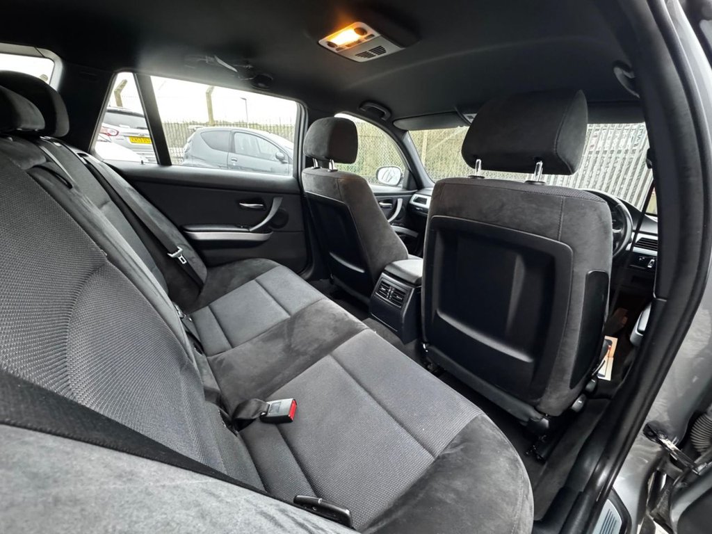 Used BMW 3 Series 2010 for sale - 77667392: Photo 22