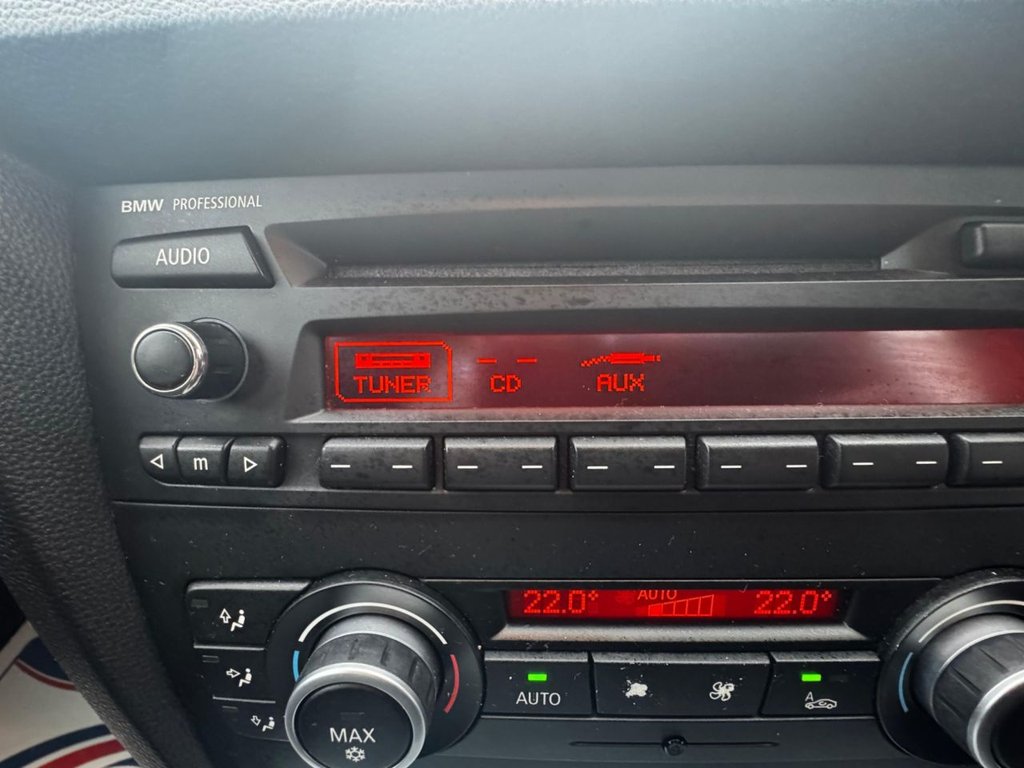 Used BMW 3 Series 2010 for sale - 77667392: Photo 41