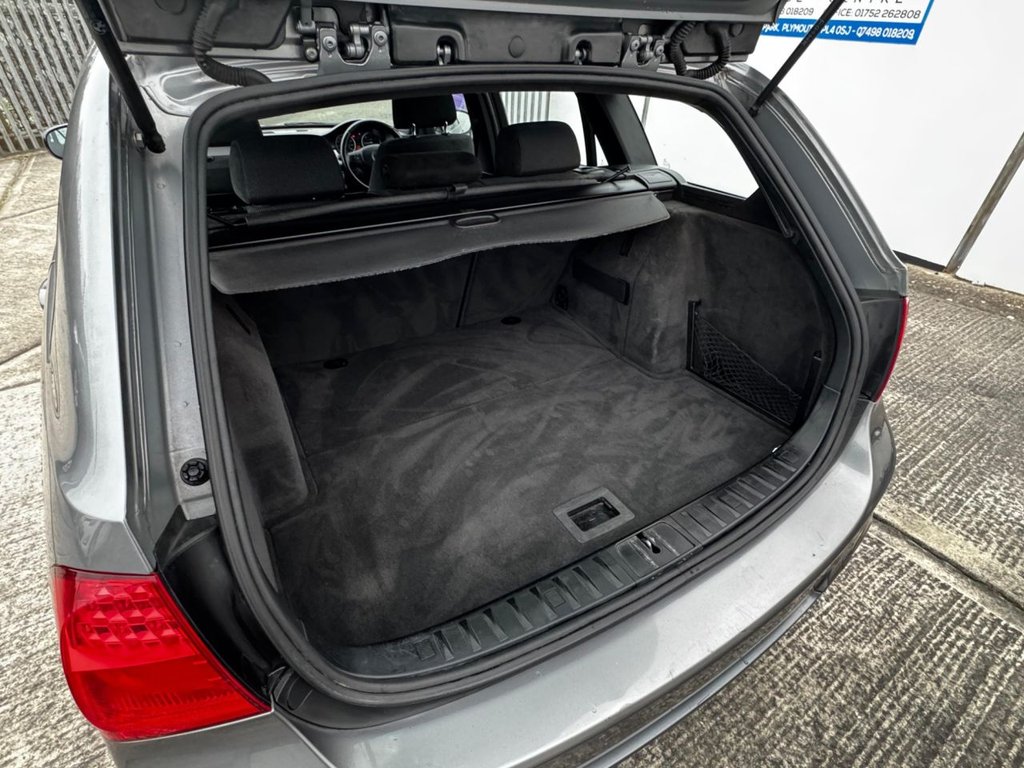 Used BMW 3 Series 2010 for sale - 77667392: Photo 9