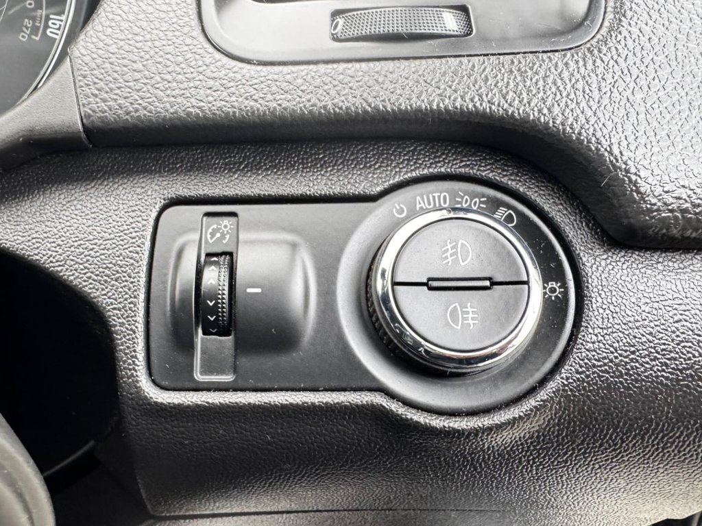 Used Vauxhall Insignia 2013 for sale - 78068843: Photo 44