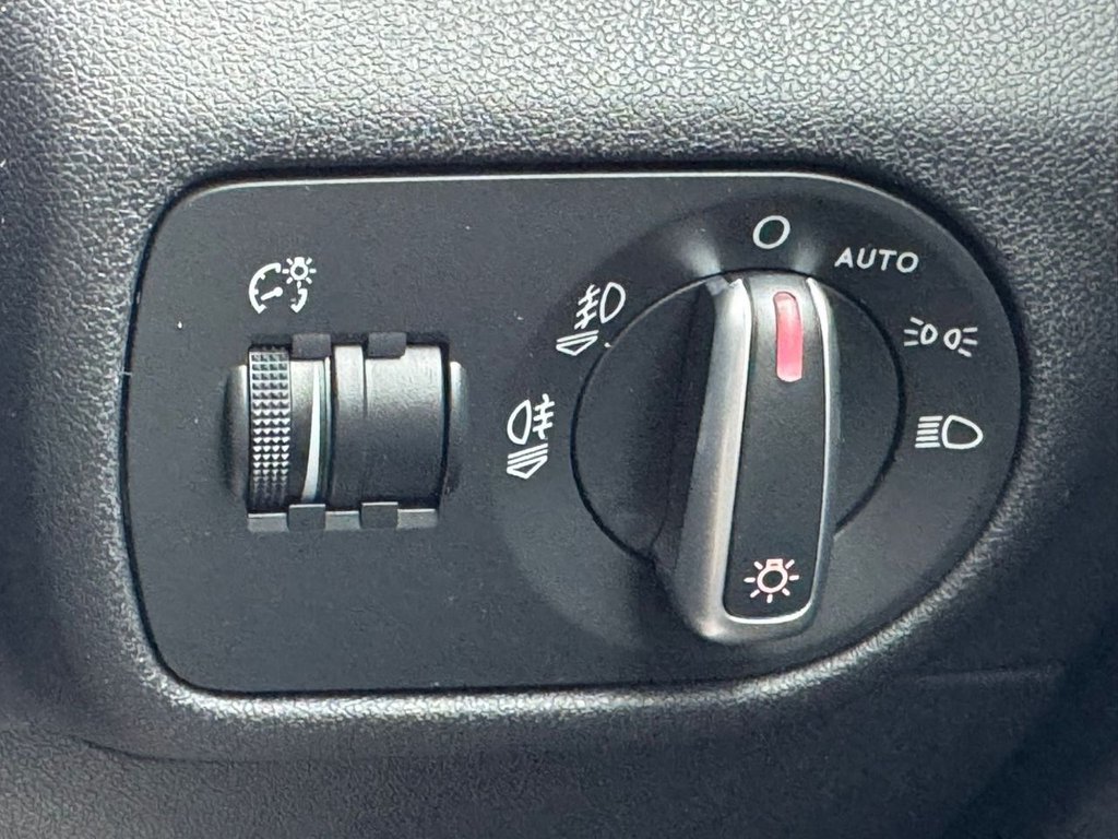 Used Audi A1 2013 for sale - 77627366: Photo 31