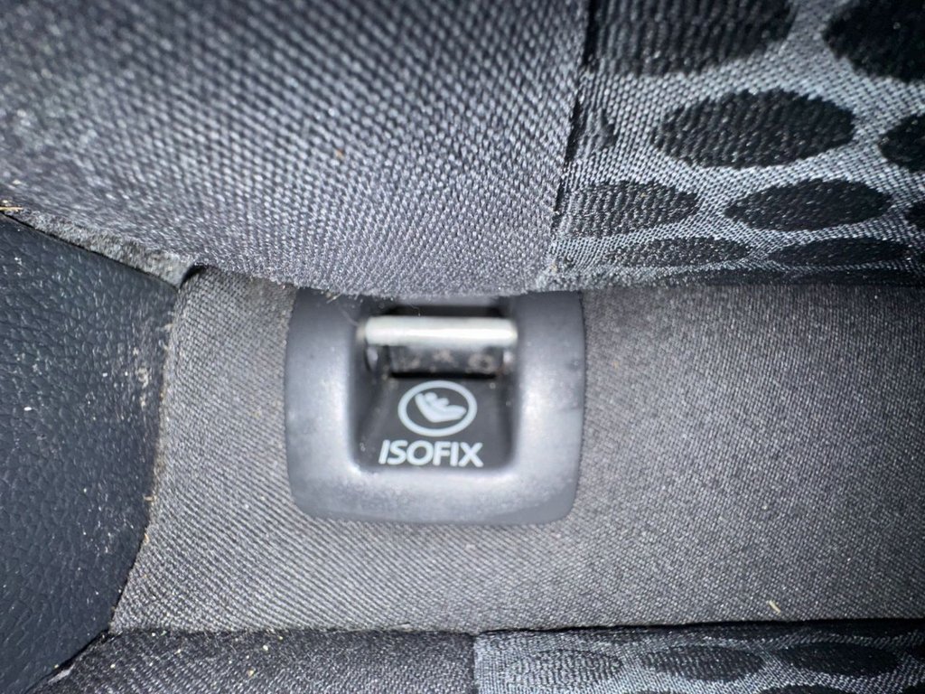 Used Volkswagen Golf 2010 for sale - 77660279: Photo 15