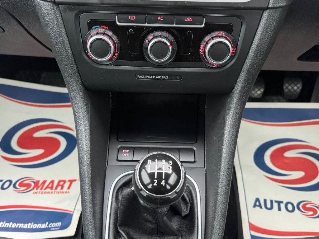 Used Volkswagen Golf 2010 for sale - 77660279: Photo 24