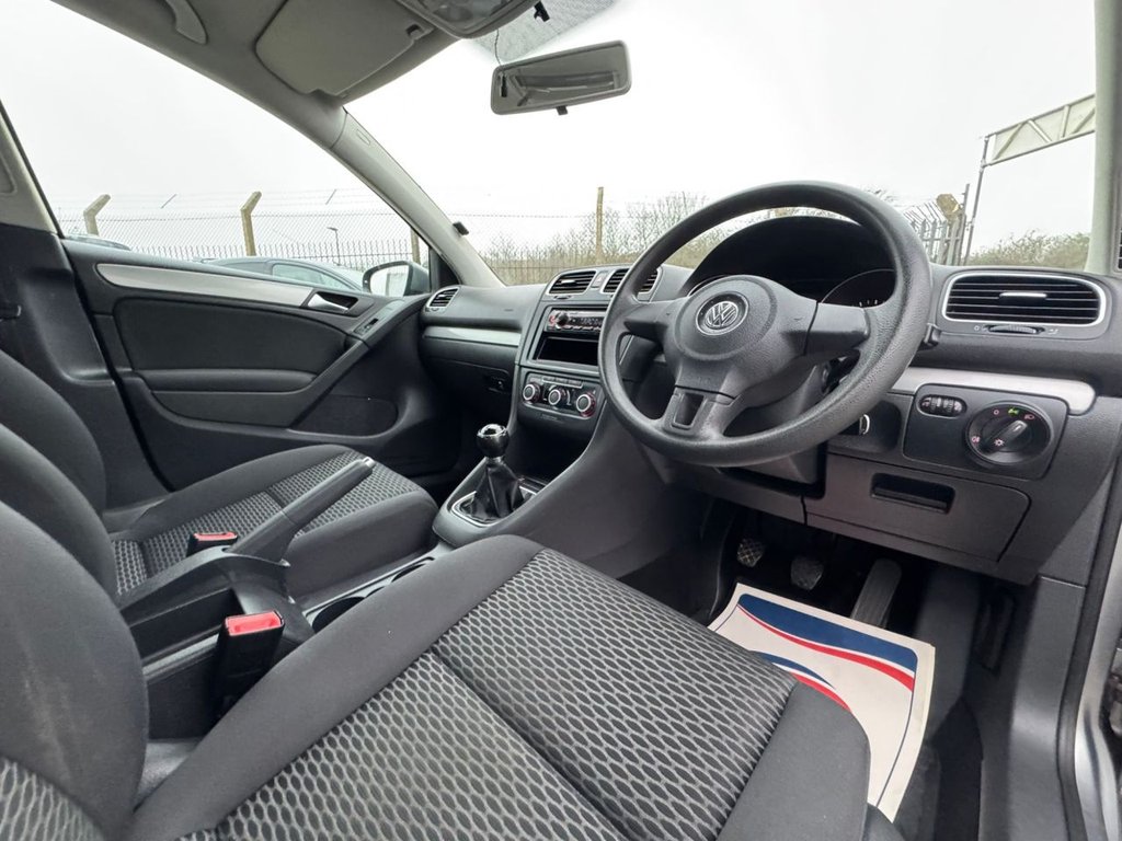 Used Volkswagen Golf 2010 for sale - 77660279: Photo 31