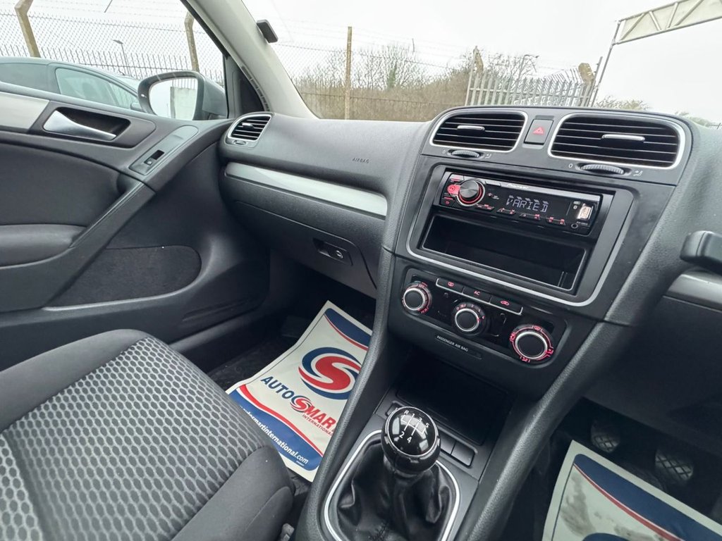 Used Volkswagen Golf 2010 for sale - 77660279: Photo 32