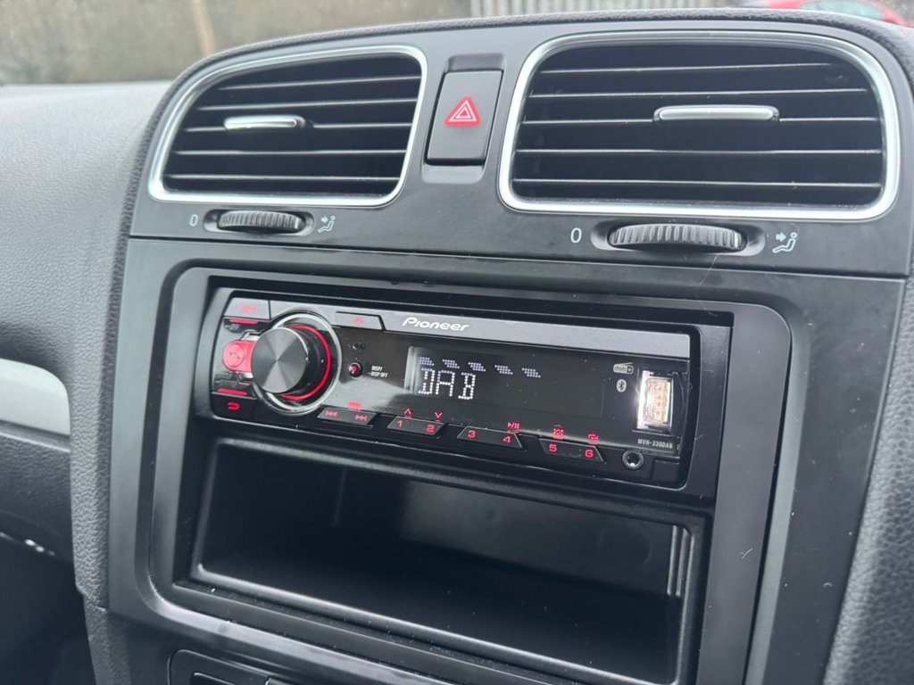 Used Volkswagen Golf 2010 for sale - 77660279: Photo 41