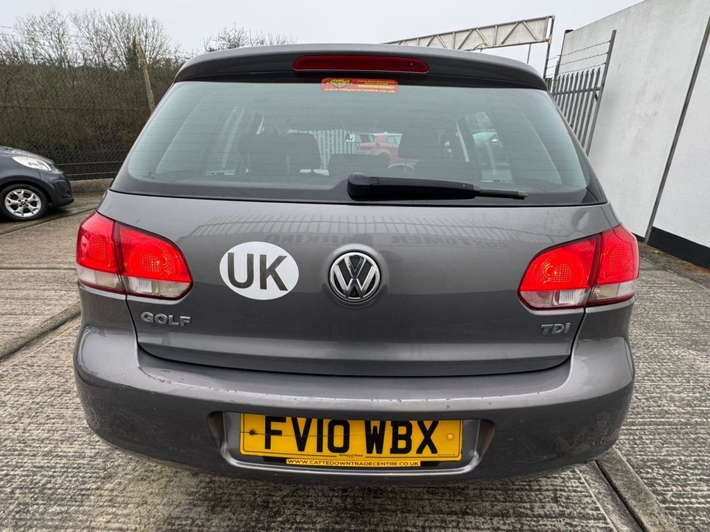 Used Volkswagen Golf 2010 for sale - 77660279: Photo 5