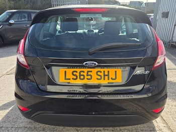 Used Ford Fiesta 2015 for sale - 79534750: Photo