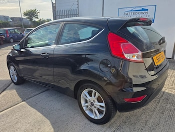 Used Ford Fiesta 2015 for sale - 79534750: Photo