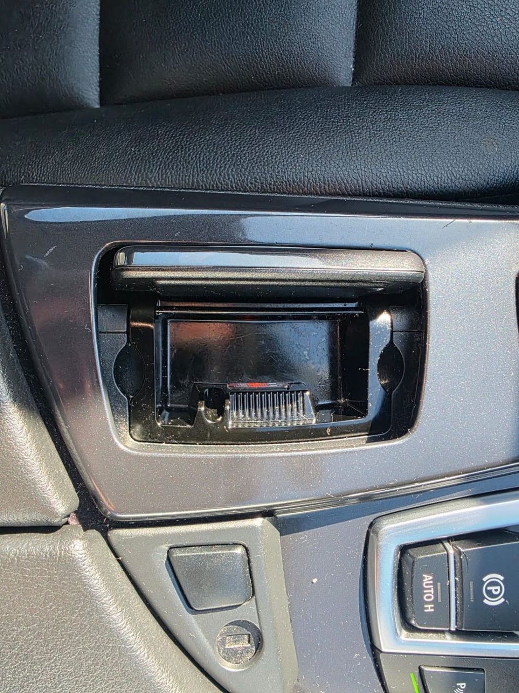 Used BMW 5 Series 2011 for sale - 76356716: Photo 37