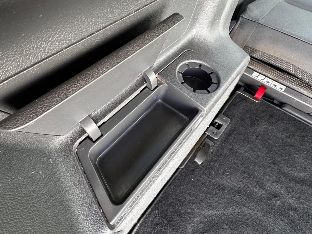 Used Volkswagen Touran 2012 for sale - 76923621: Photo 12