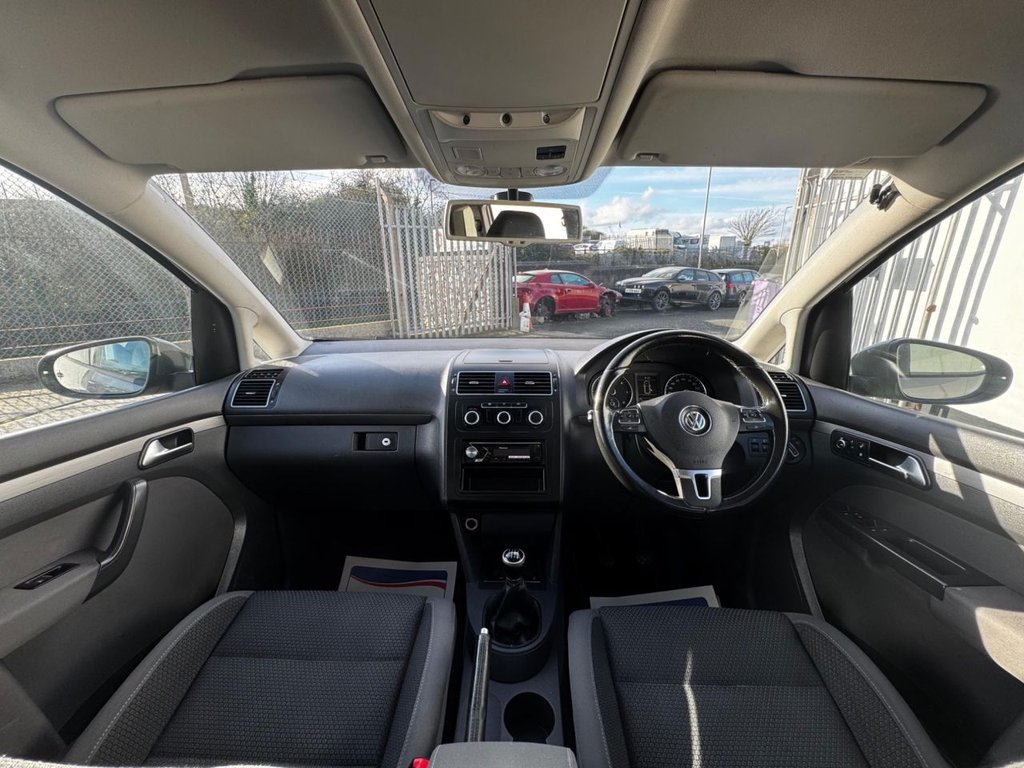 Used Volkswagen Touran 2012 for sale - 76923621: Photo 25