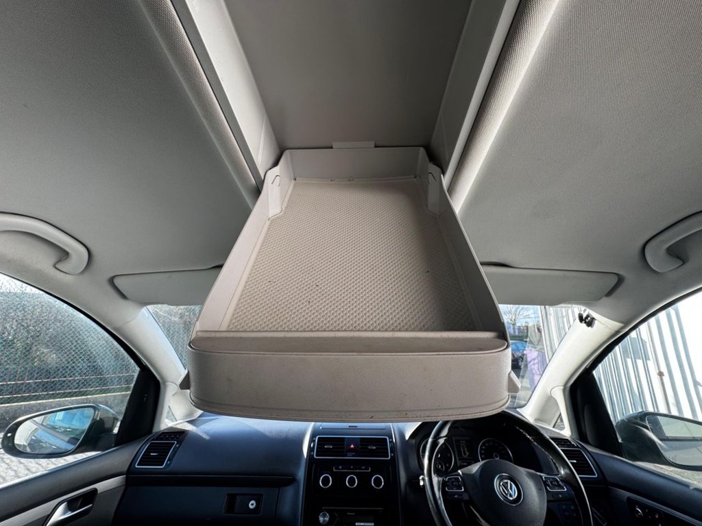 Used Volkswagen Touran 2012 for sale - 76923621: Photo 36