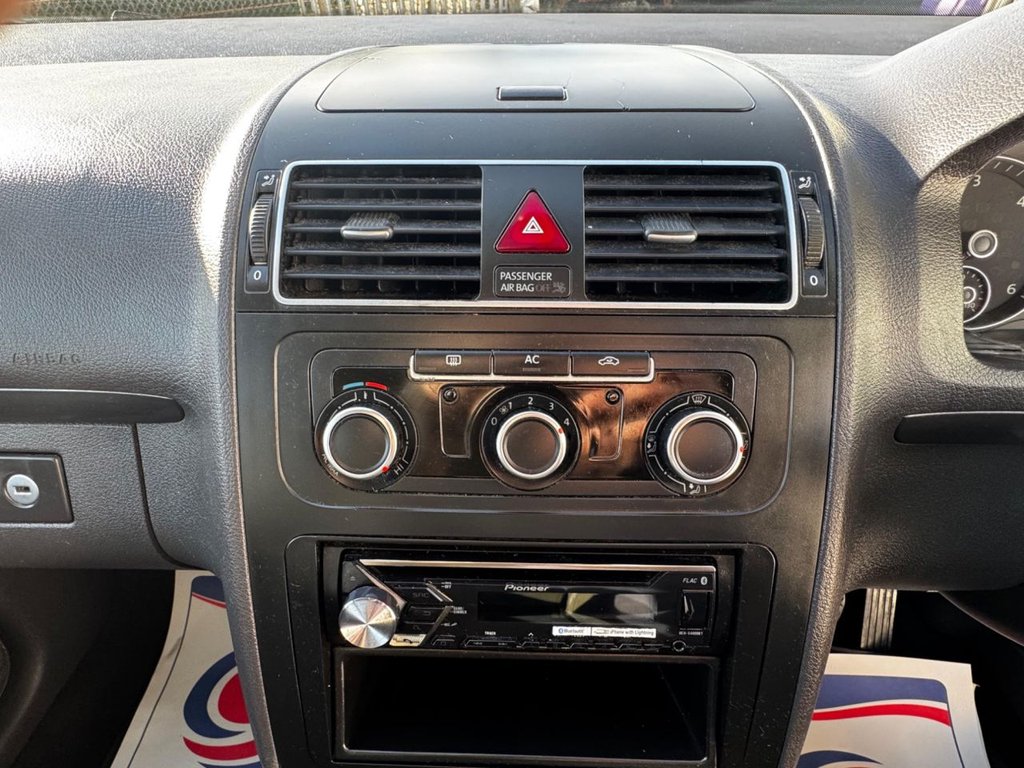 Used Volkswagen Touran 2012 for sale - 76923621: Photo 46