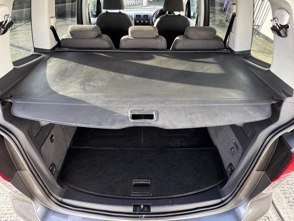 Used Volkswagen Touran 2012 for sale - 76923621: Photo 6